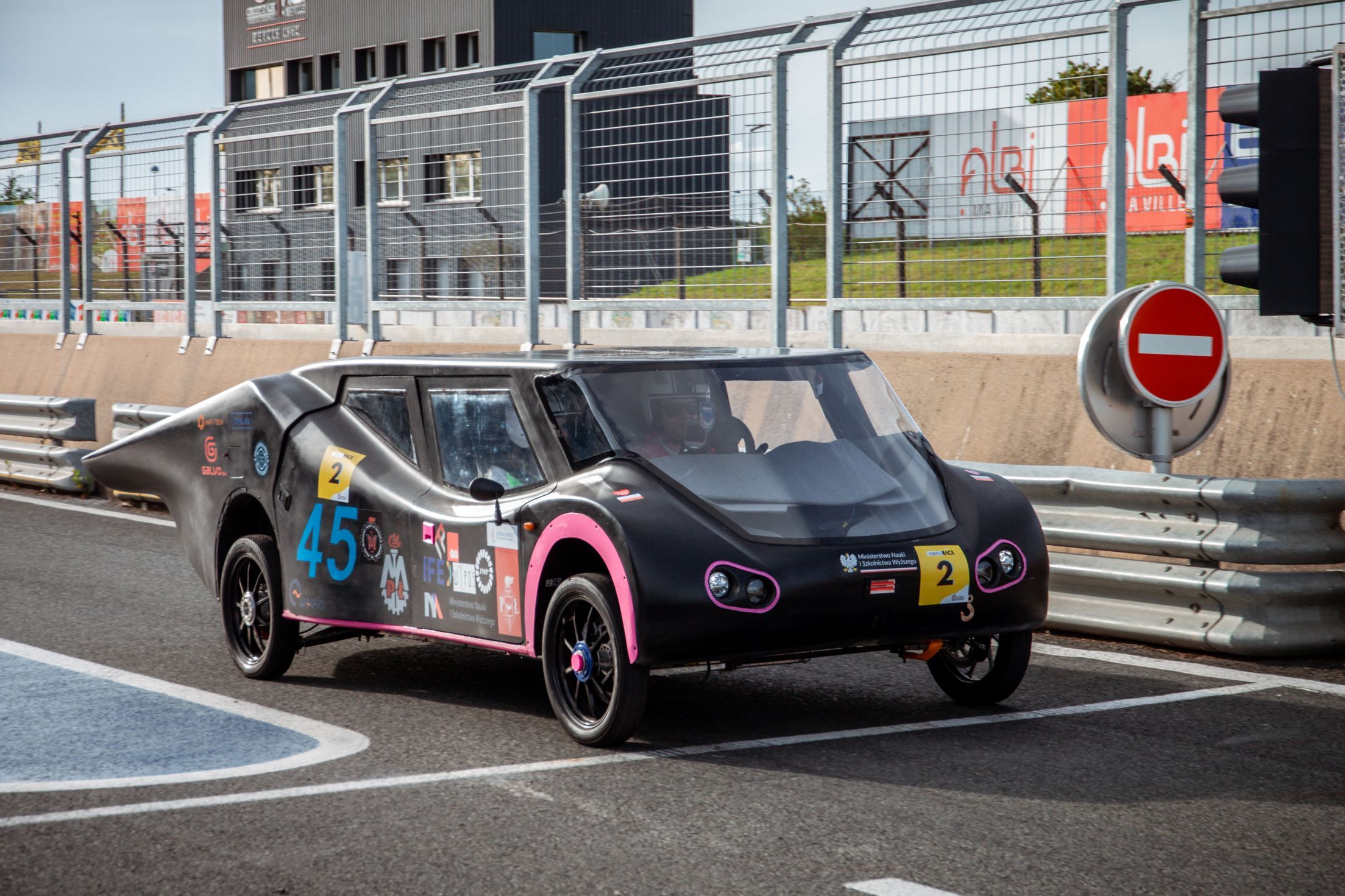 LodzSolarTeam_AlbiEcoRace_FE26_PL_07.jpg