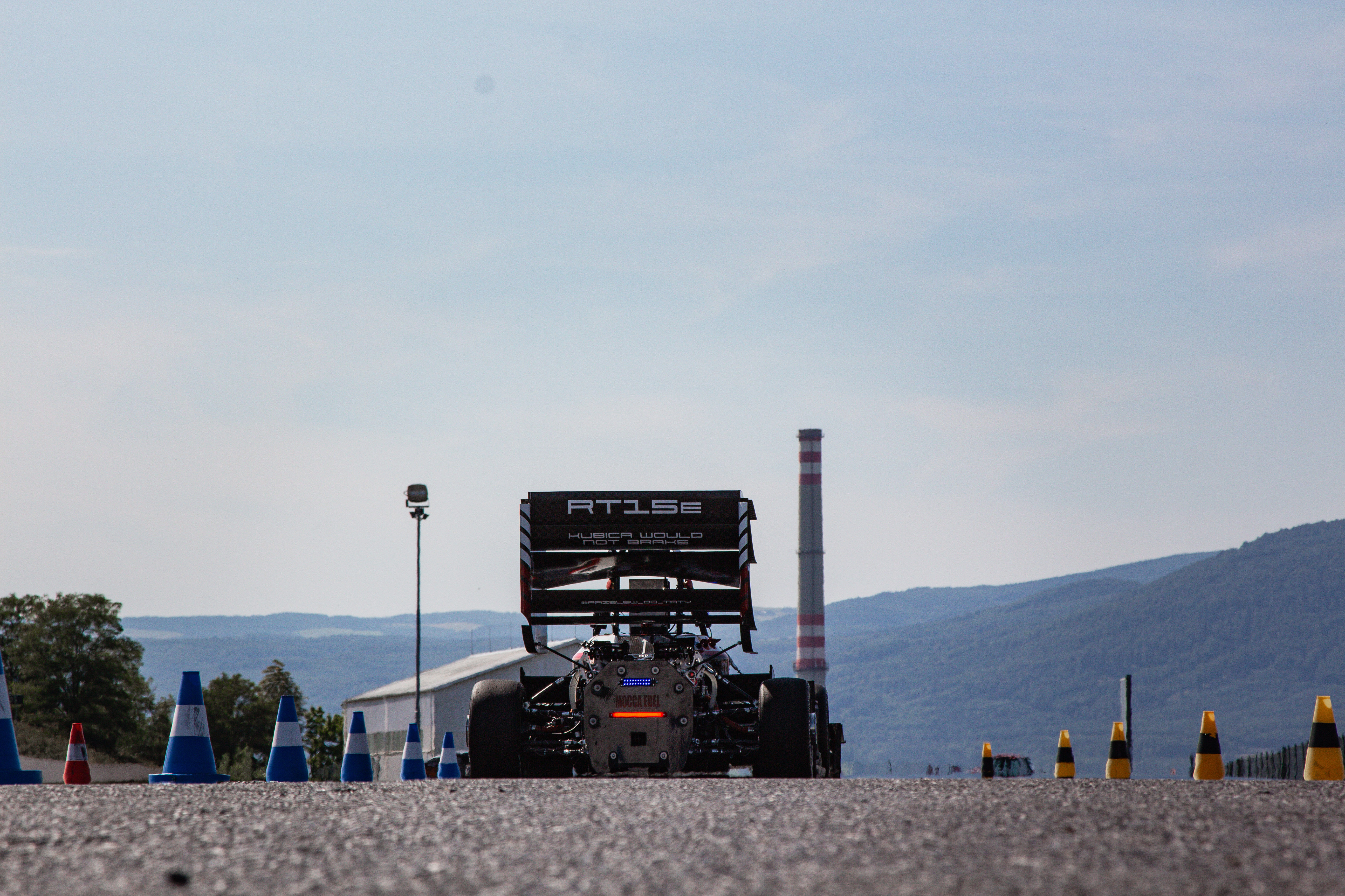 PWRRacingTeam_25_26_03.JPG