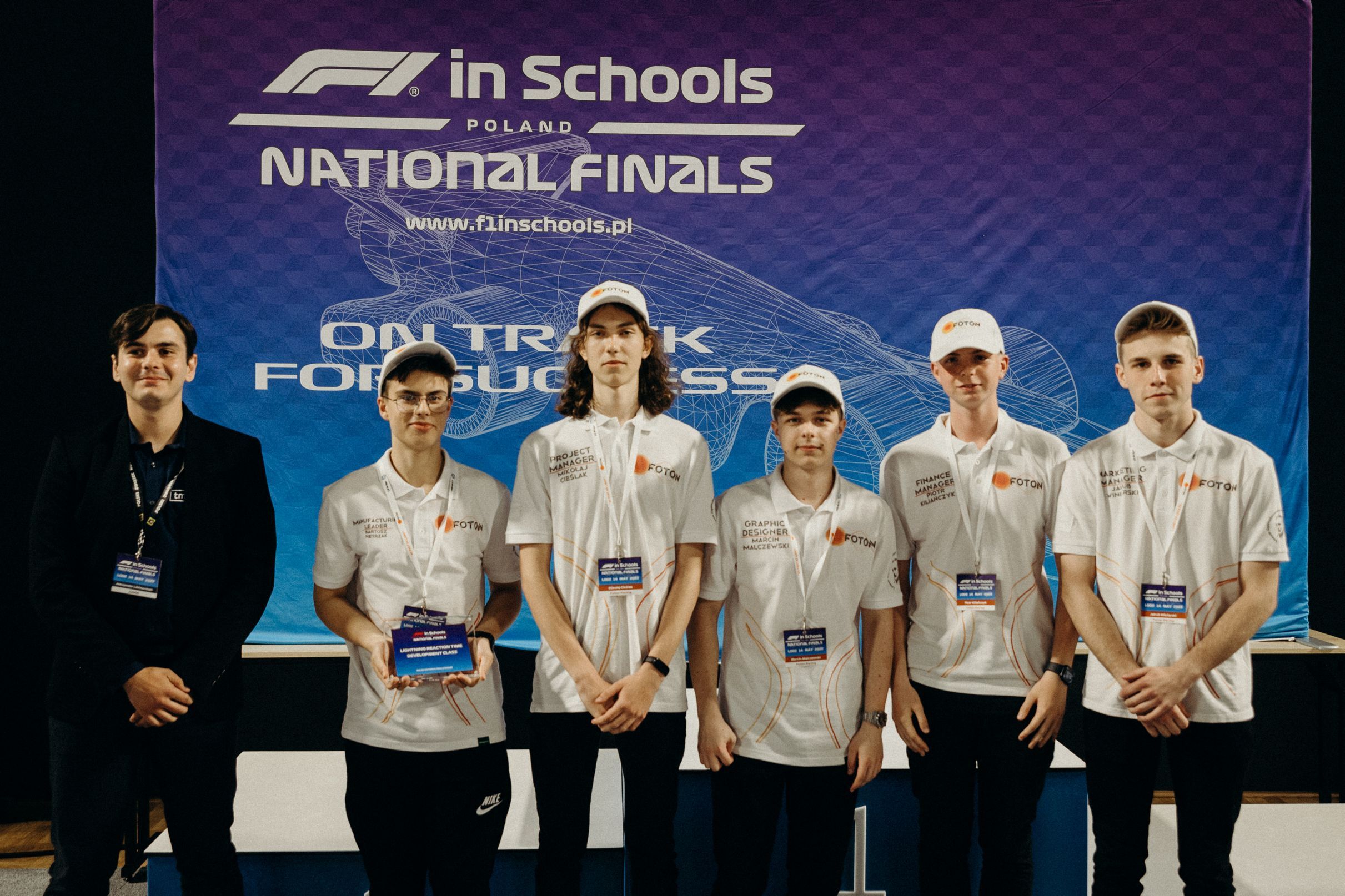 F1School-23_26.jpg