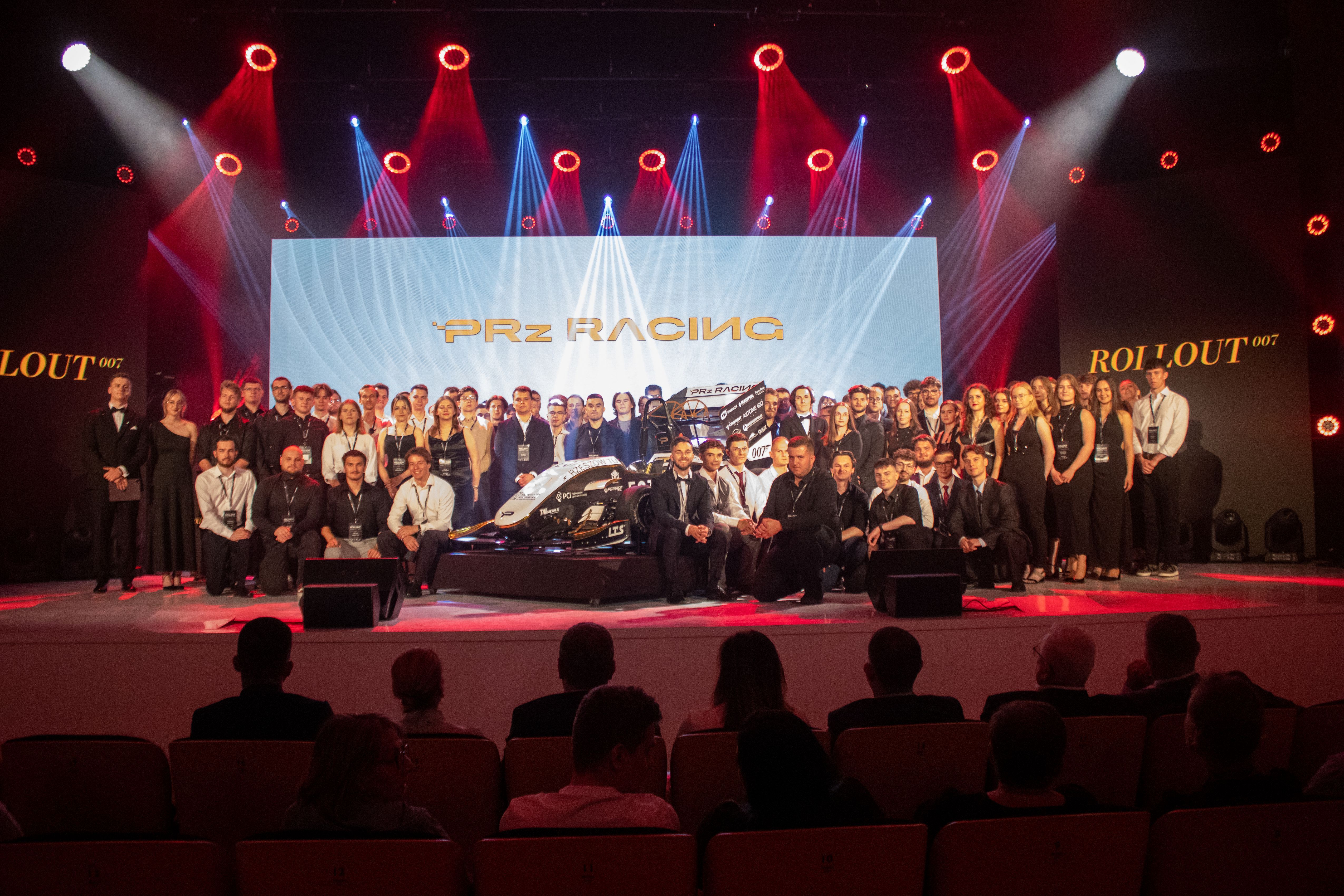 PRz_RACING25premiera10.jpg